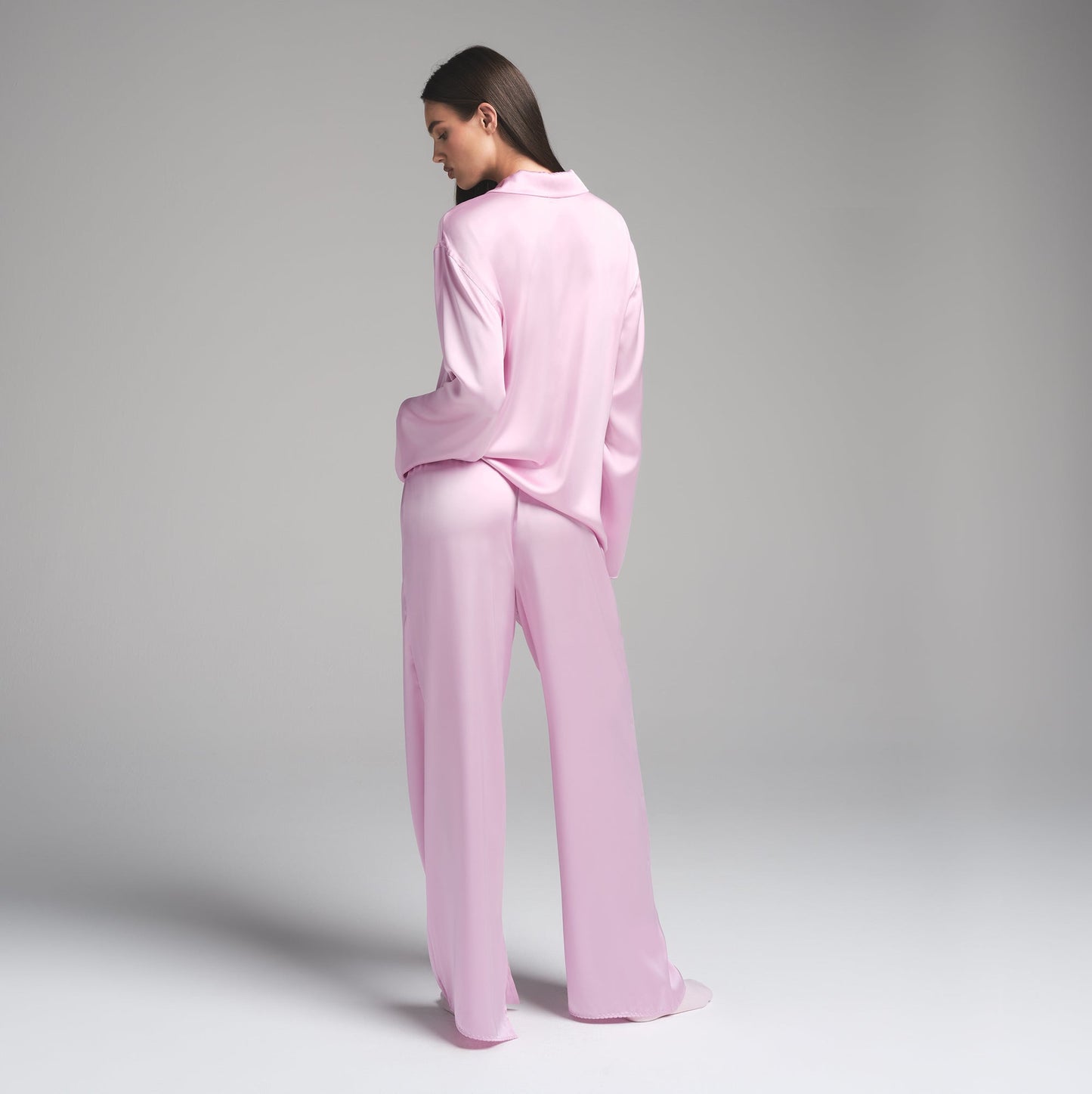 Long Sleep Set – Luxurious, Comfortable, and Stylish