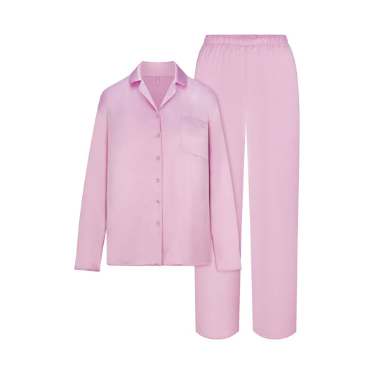 Long Sleep Set – Luxurious, Comfortable, and Stylish